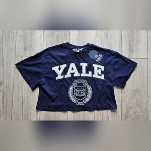 Blue Yale University Crop Top Short sleeve Shirt Top Size Medium 8/10 NWT